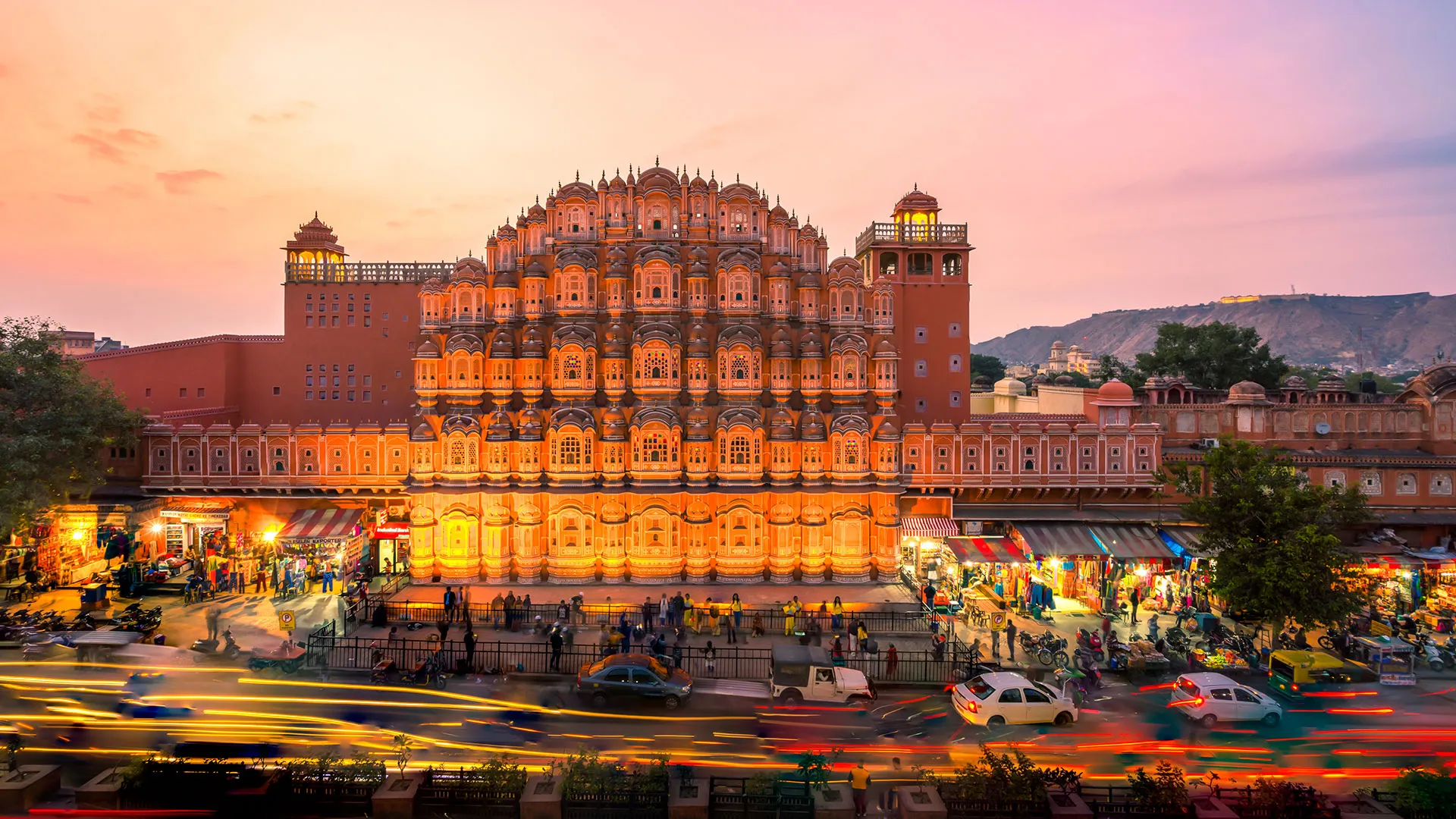 Agra to Jaipur taxi service